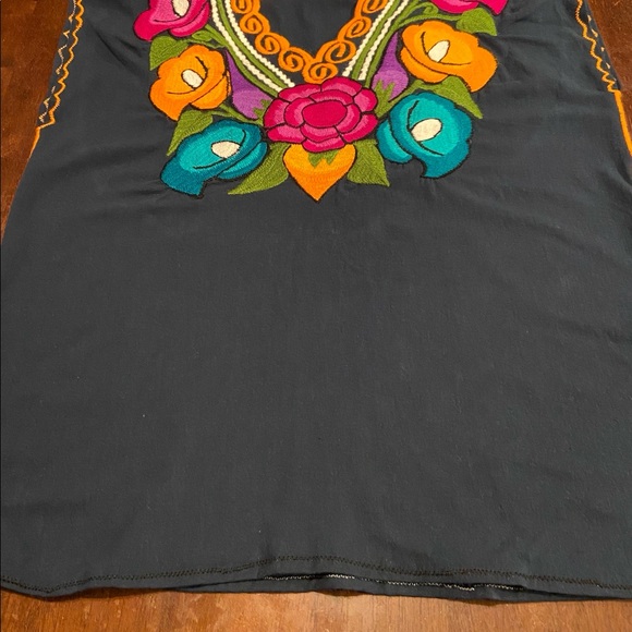 Authentic Handmade Mexican Blouse - Picture 2 of 8